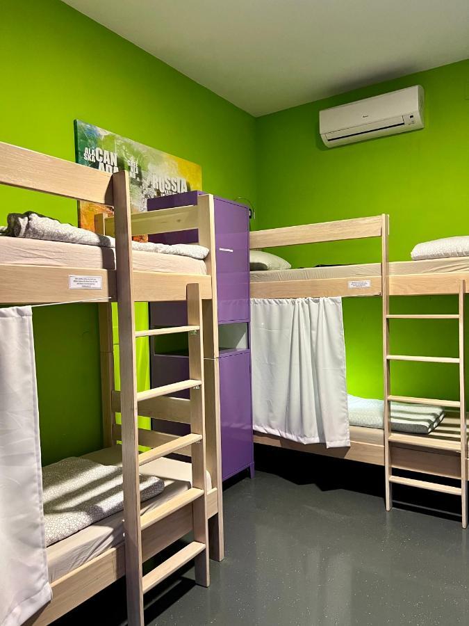 Himalayan Hostel Zagreb Buitenkant foto